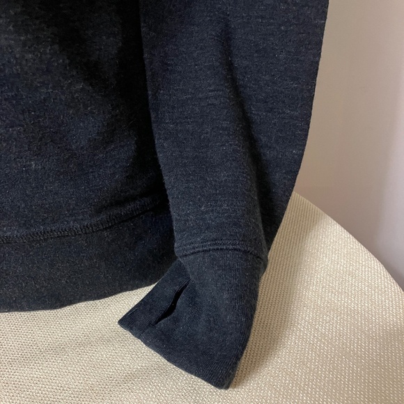 Lululemon In A Cinch Long Sleeve Tee Sz 8 Heathered Black/Super Wide Load Stripe - Picture 11 of 12